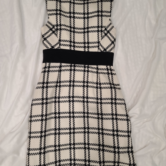 (SOLD) Nine West dress - Picture 4 of 8